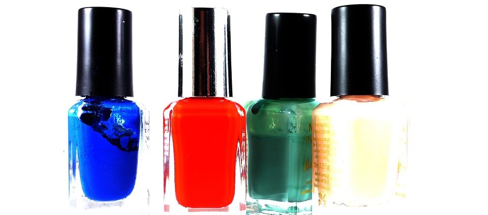 The 15 Best Non-Toxic Nail Polishes of 2024